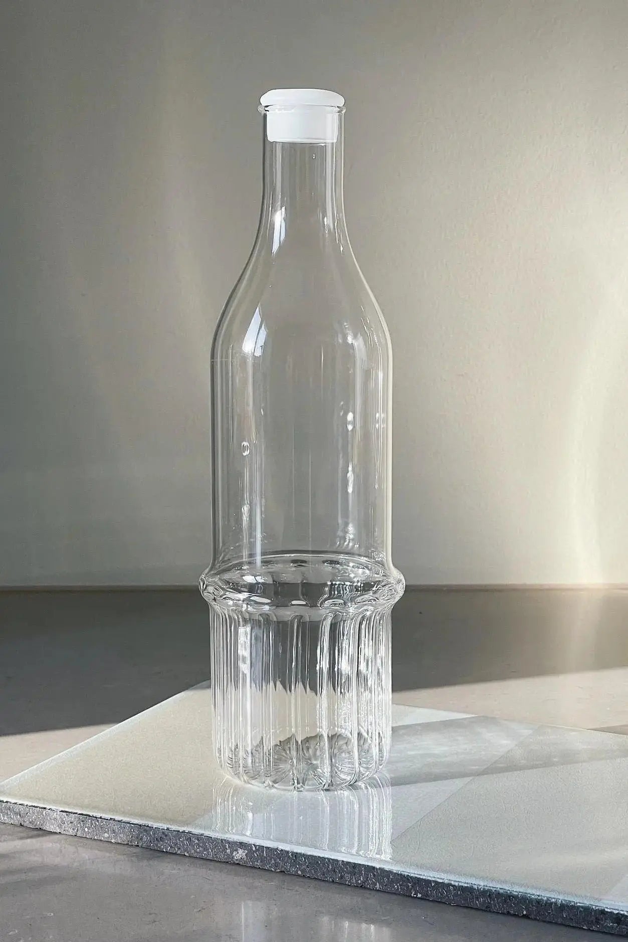 Ichendorf Transit flaske i glas med låg Ichendorf Milano