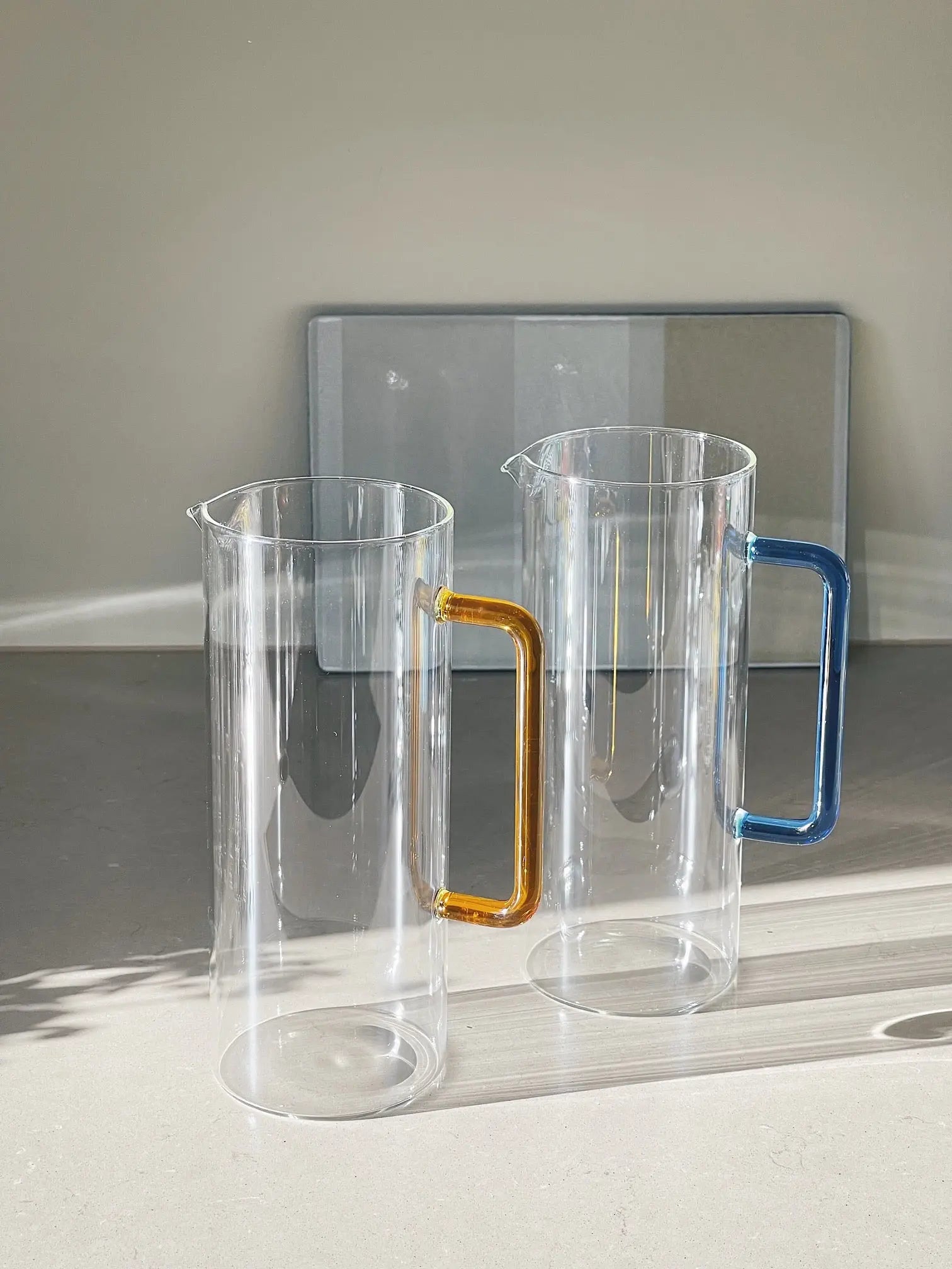 Ichendorf Tube kande i glas med gul hank Ichendorf