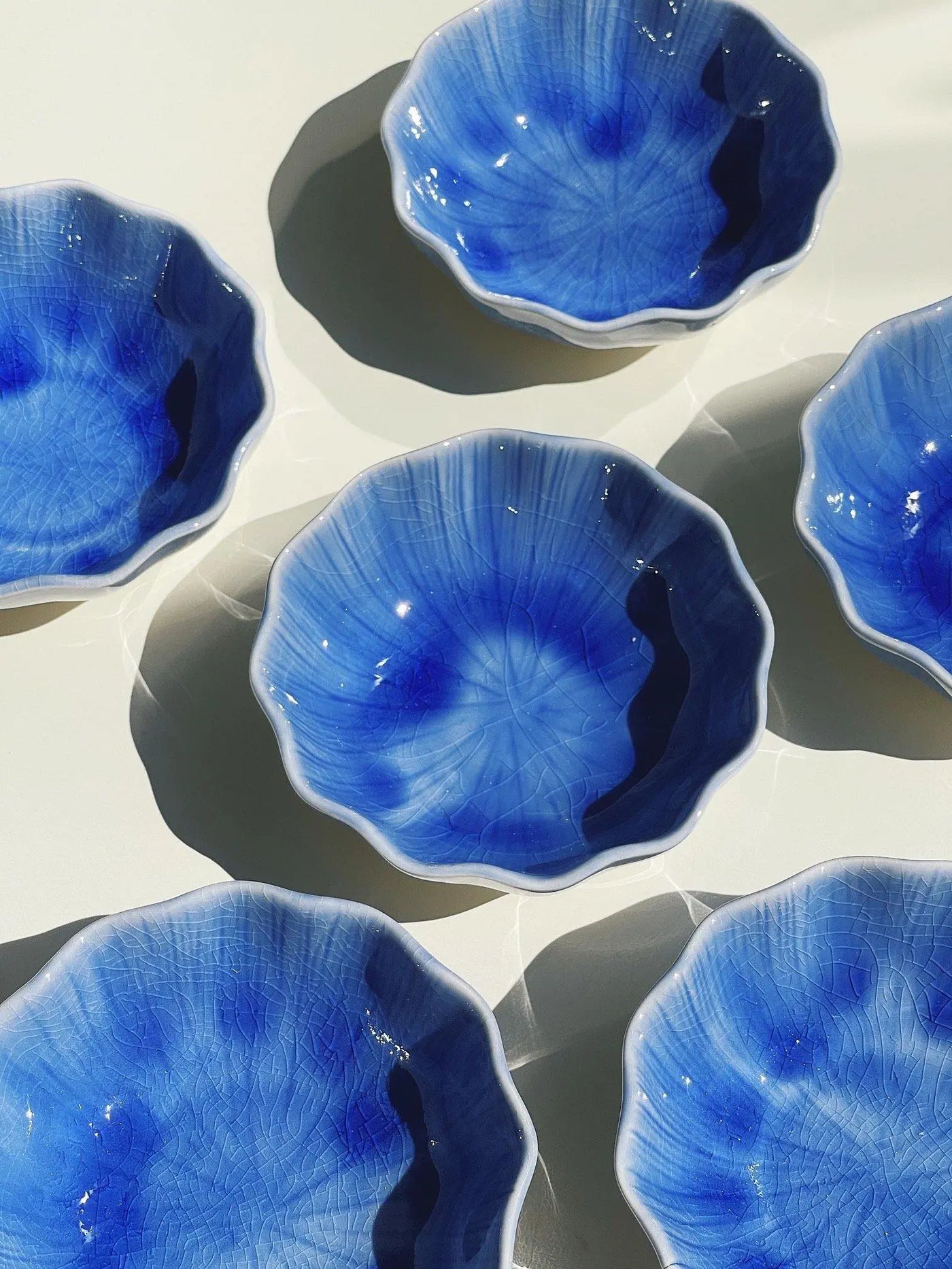 Japansk blomsterformet skål | Blå Studio Hafnia