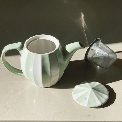 Japansk tekande i keramik | Lysegrøn/Hvid stribet Studio Hafnia