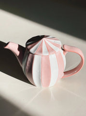 Japansk tekande i keramik | Pink/Hvid stribet Studio Hafnia
