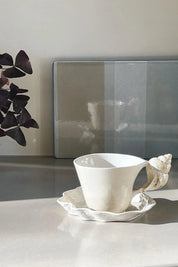 Konkylie Kop af Christina Iversen Studio i creme, keramik Christina Iversen Studio