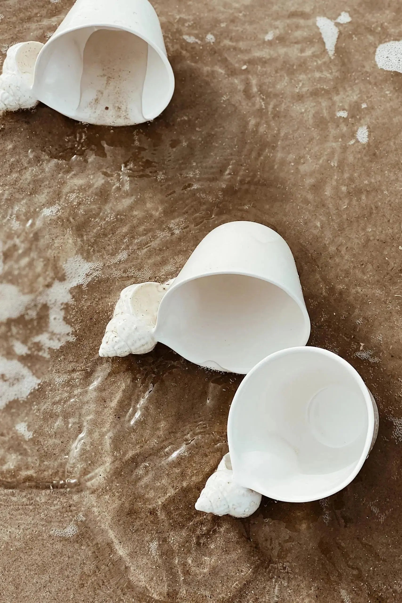 Konkylie Kop af Christina Iversen Studio i creme, keramik Christina Iversen Studio