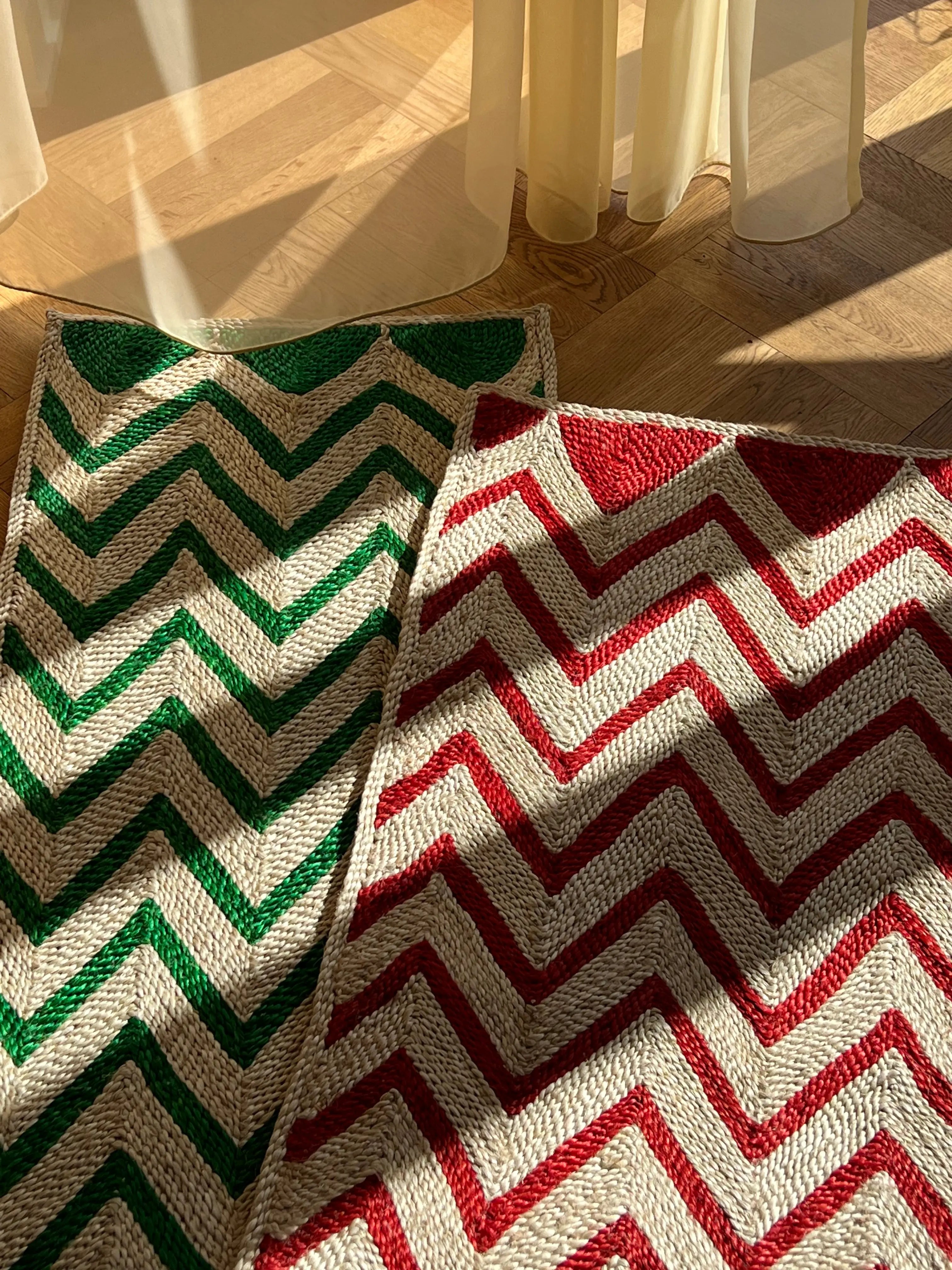 Maison Bengal | Zigzag gulvtæppe i jute | Grøn/natur Maison Bengal