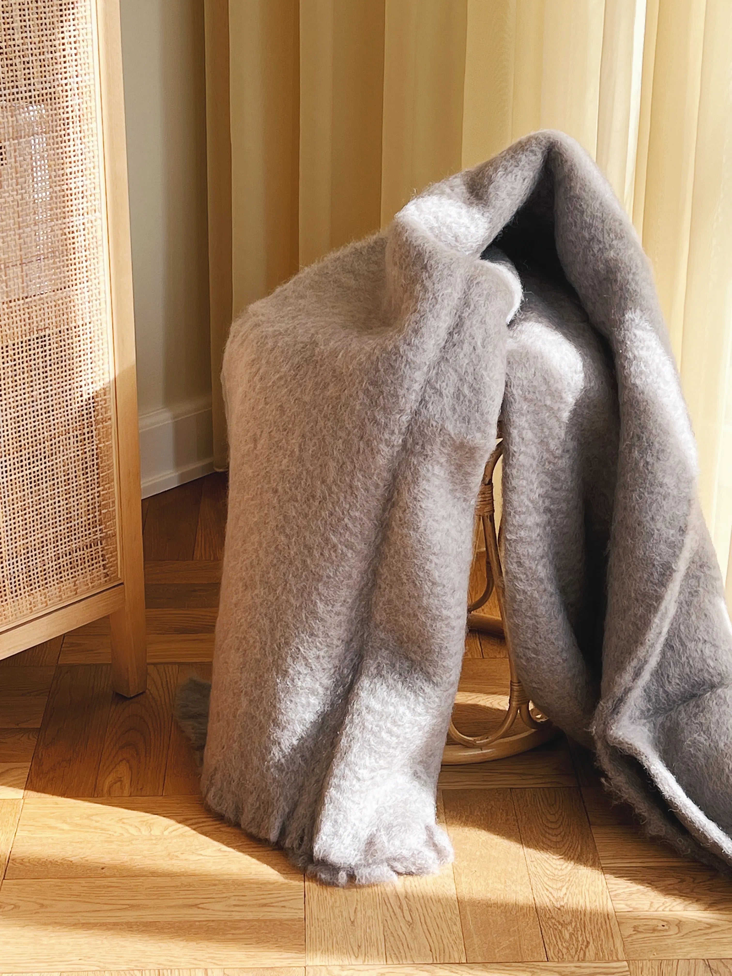 まい❤︎ Spain製 MANTAS EZCARAY Mohair モヘア Mantas Ezcaray Mia Collection Mohair-Blend Throw Blanket