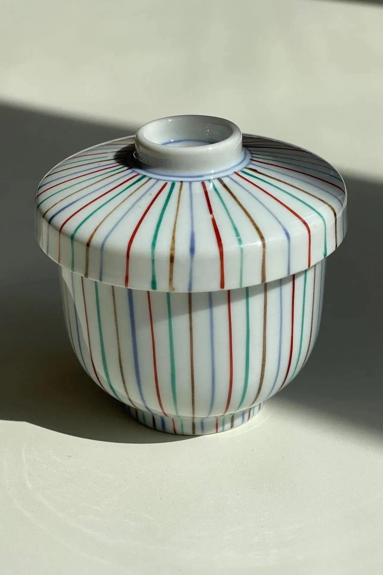 Multifarvet Stribet Bonbonniere (Lågkrukke) Studio Hafnia