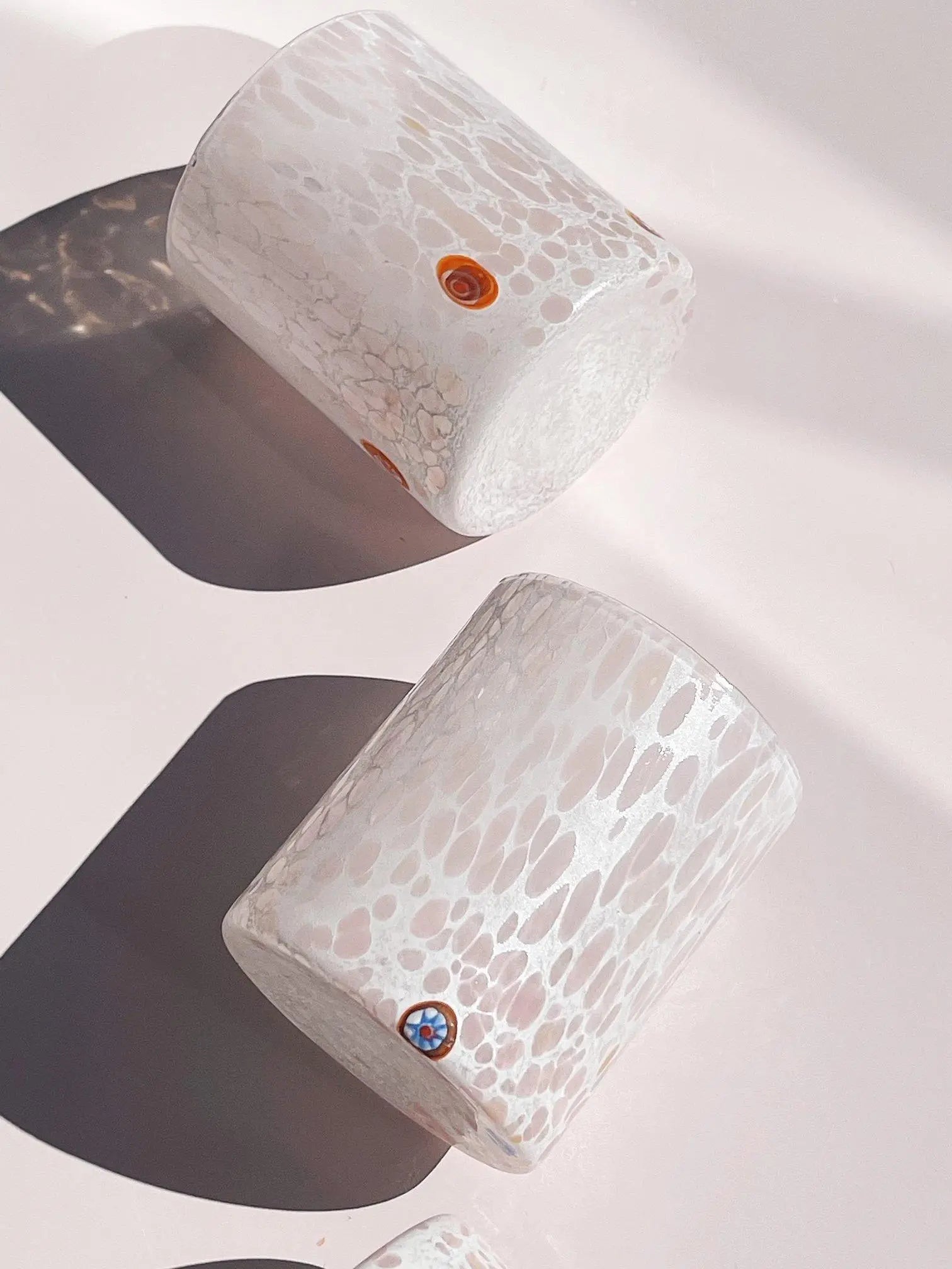 Murano Drikkeglas med flad bund | Hvid/Pink Murano