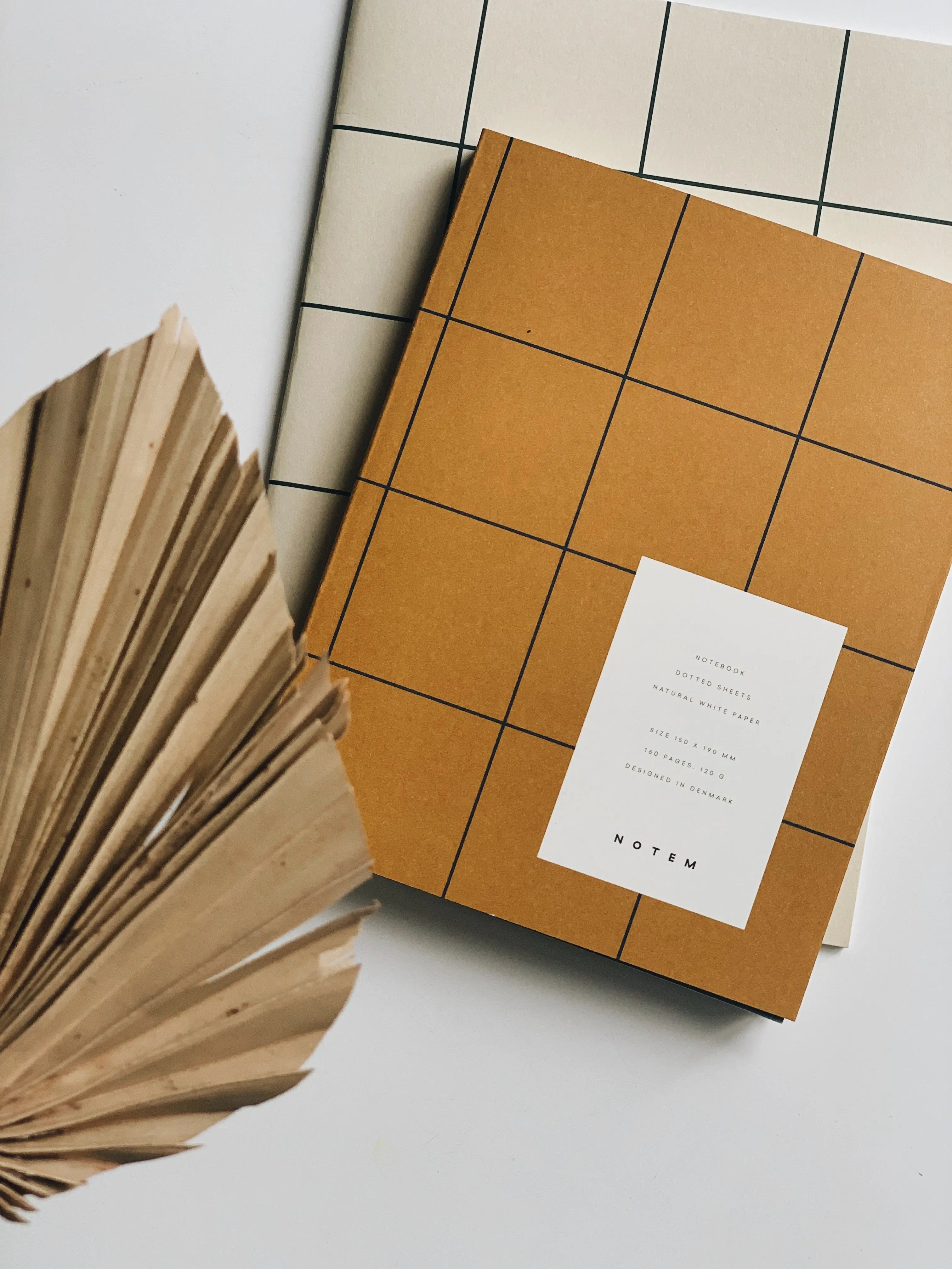 Notem studio, Uma notesbog flat lay, Softcover medium, Ochre Notem studio