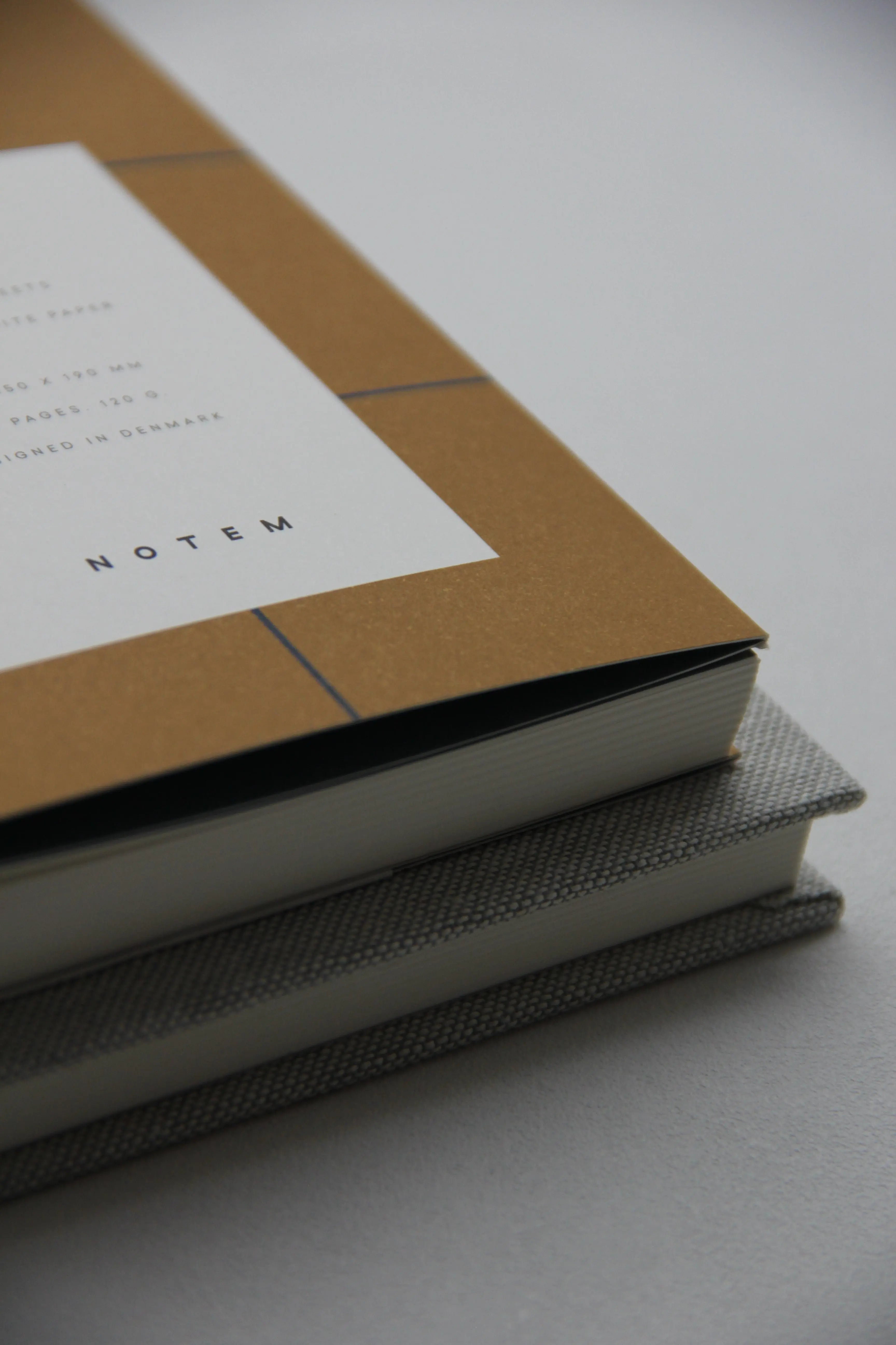 Notem studio, Uma notesbog flat lay, Softcover medium, Ochre Notem studio