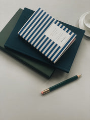Notem studio, Bea notesbog med elastikbånd, medium, Dark blue Notem studio