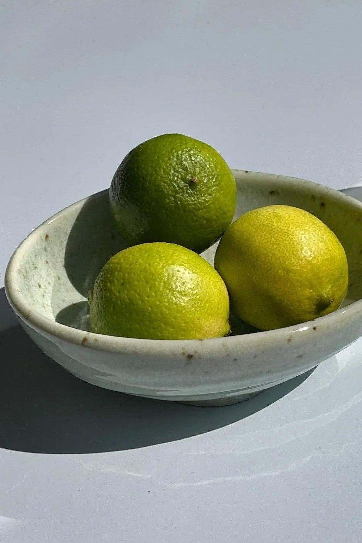 Pastelfarvet, grøn skål | Stor Studio Hafnia