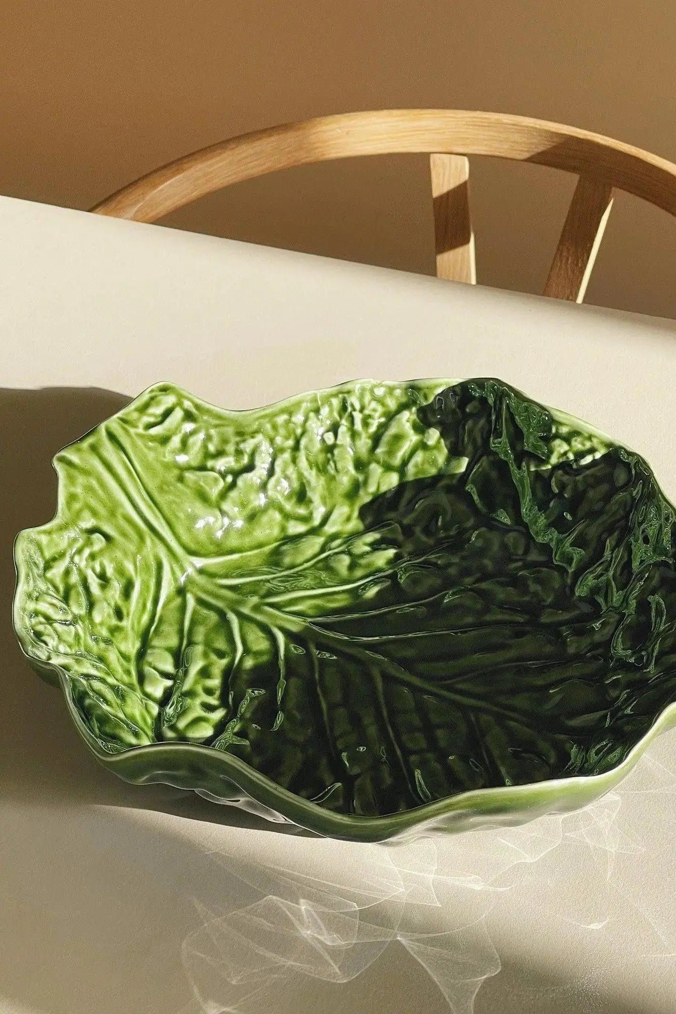 Portugisisk Håndmalet Salatbladskål | Grøn | D32 cm Studio Hafnia