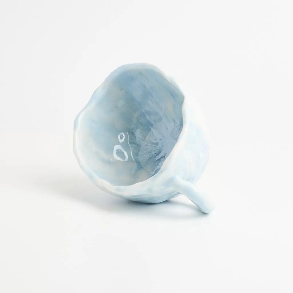 The Big Sea Mug | Lyseblå og hvid Studio Hafnia