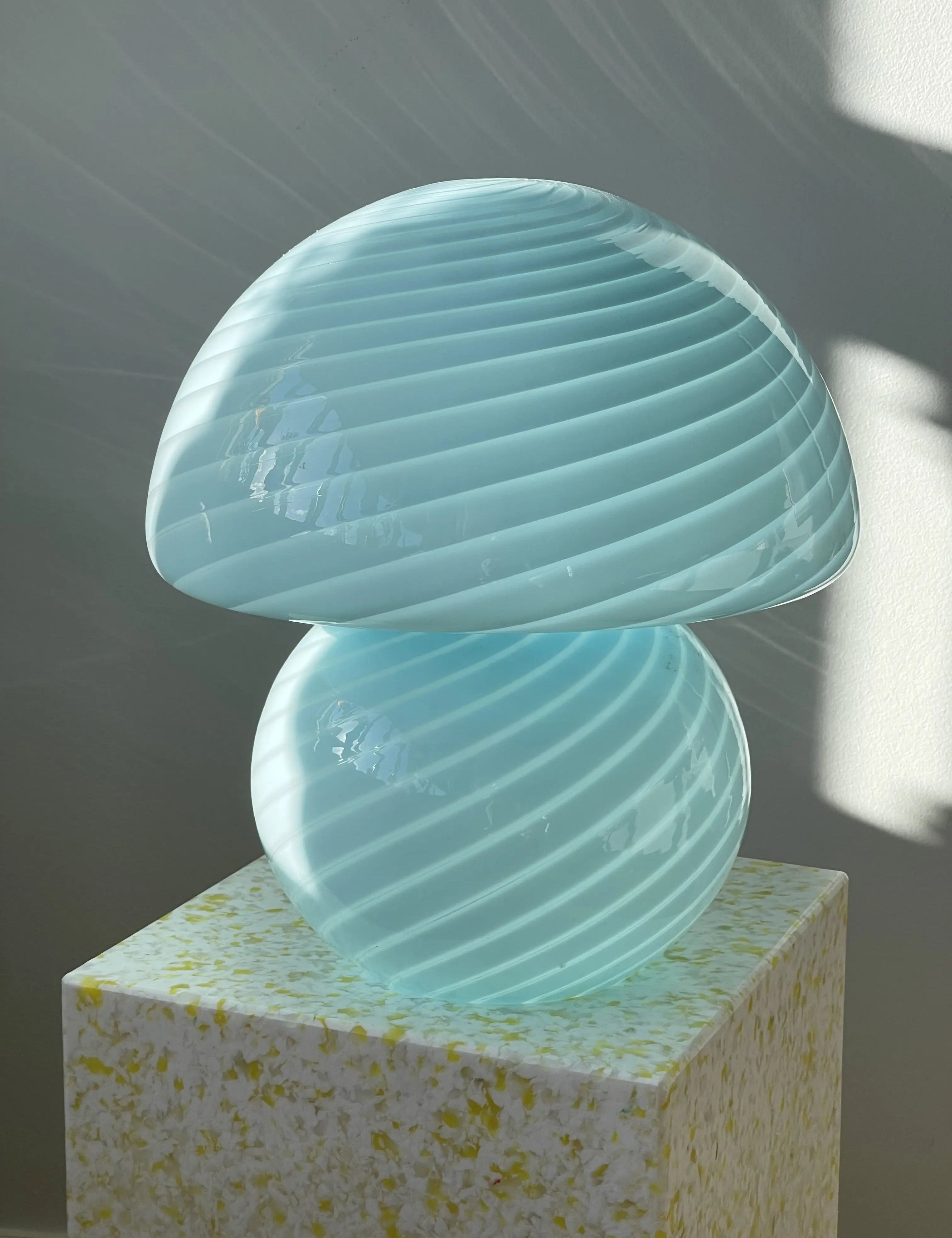 Vintage Murano Vetri Swirl Mushroom bordlampe | Blå, H40 cm Studio Hafnia