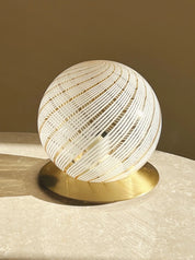 Vintage Murano swirl globe bordlampe | Klar/guld glas, H25 cm Studio Hafnia
